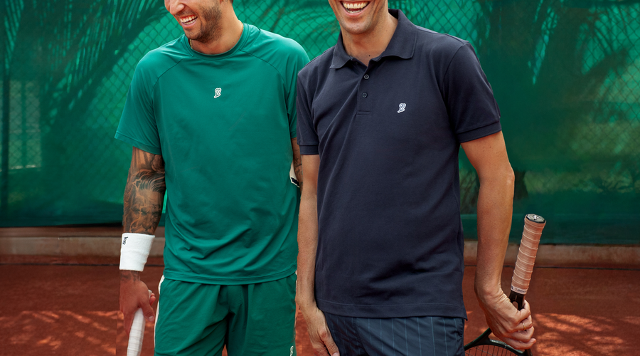 Polo ou camiseta esportiva: qual escolher?