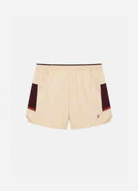 Shorts Slams Advantage