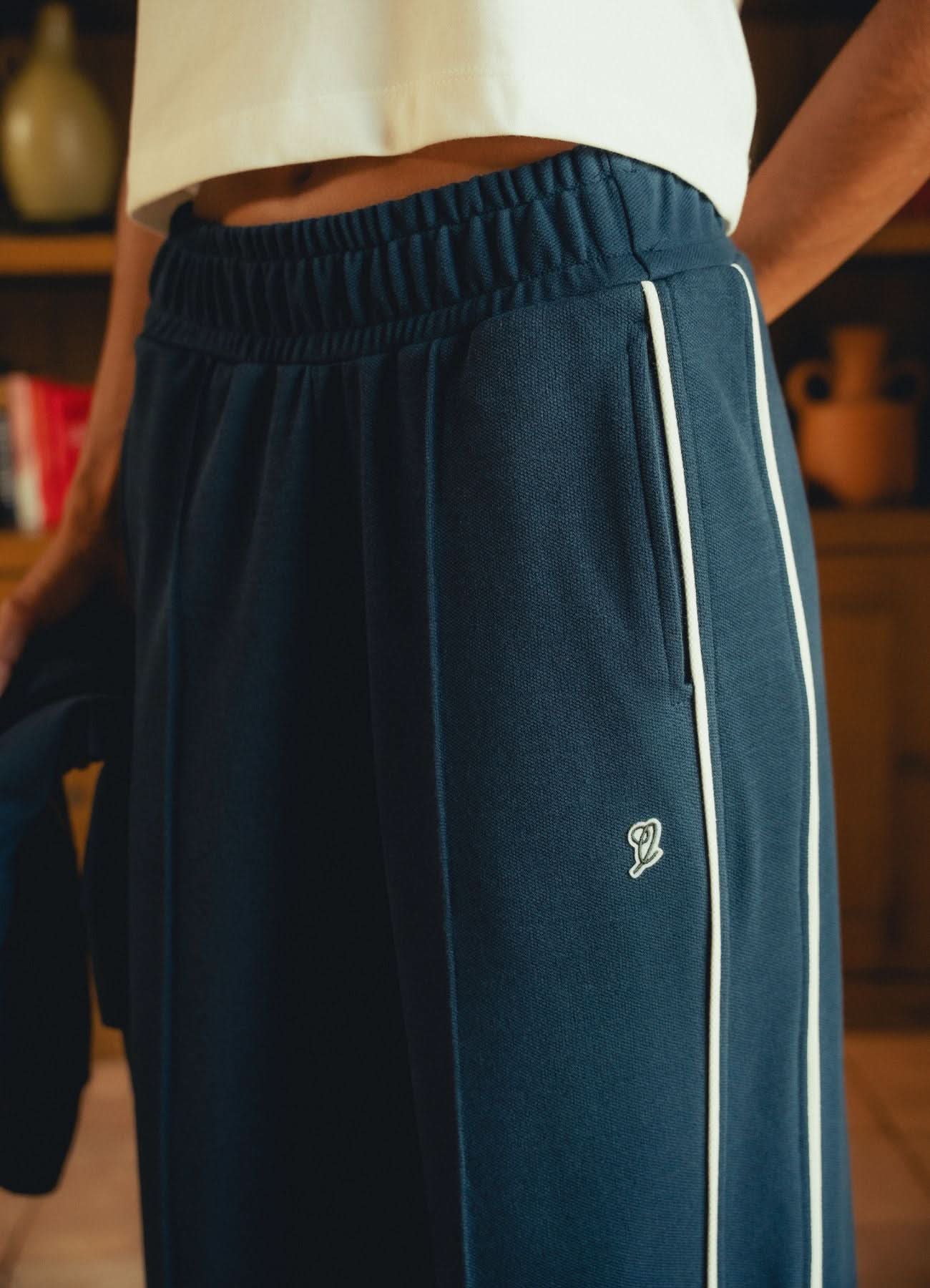 Calça Reta Essential Feminina