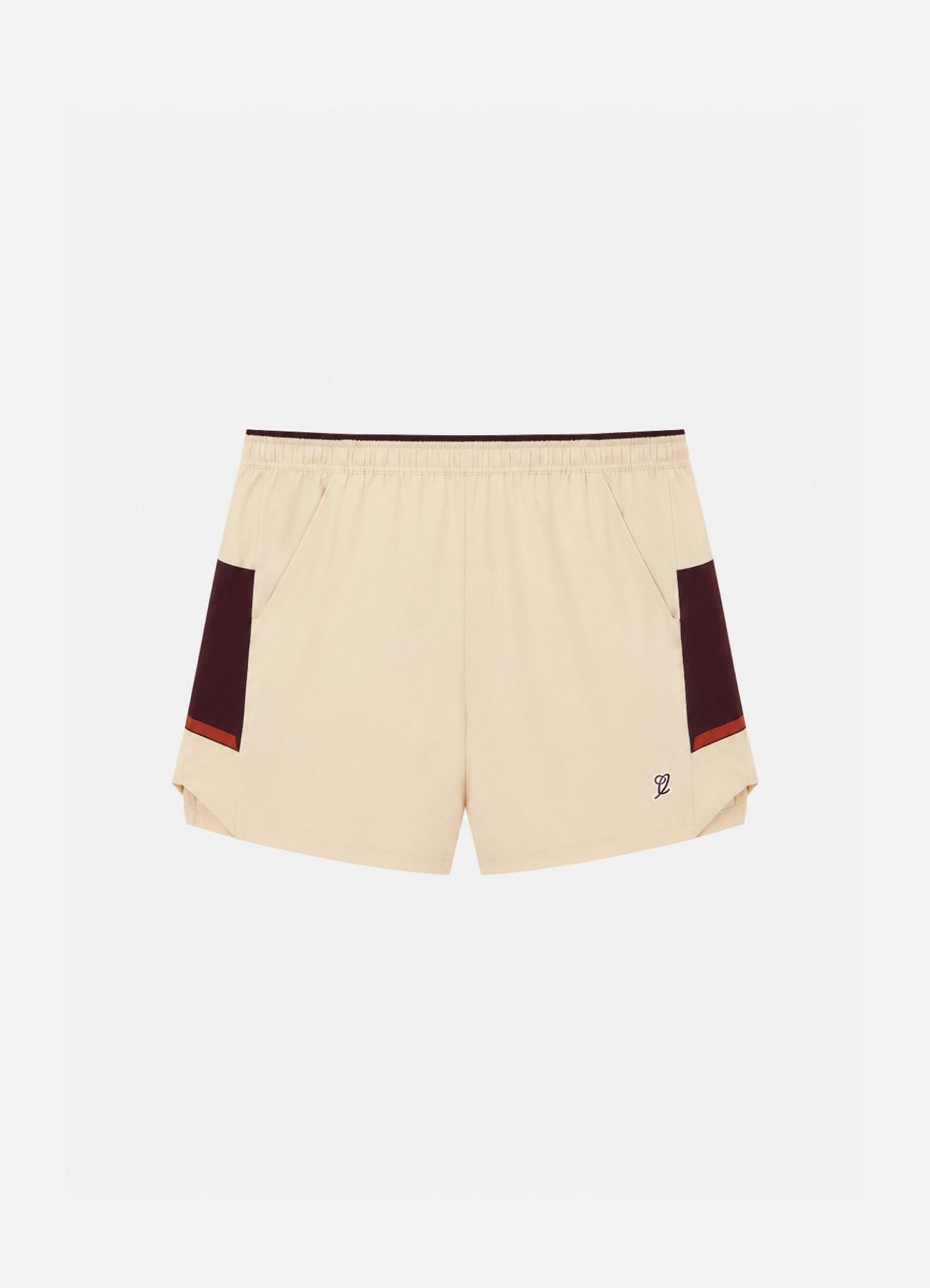 Shorts Slams Advantage