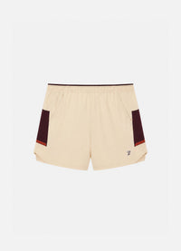 Shorts Slams Advantage