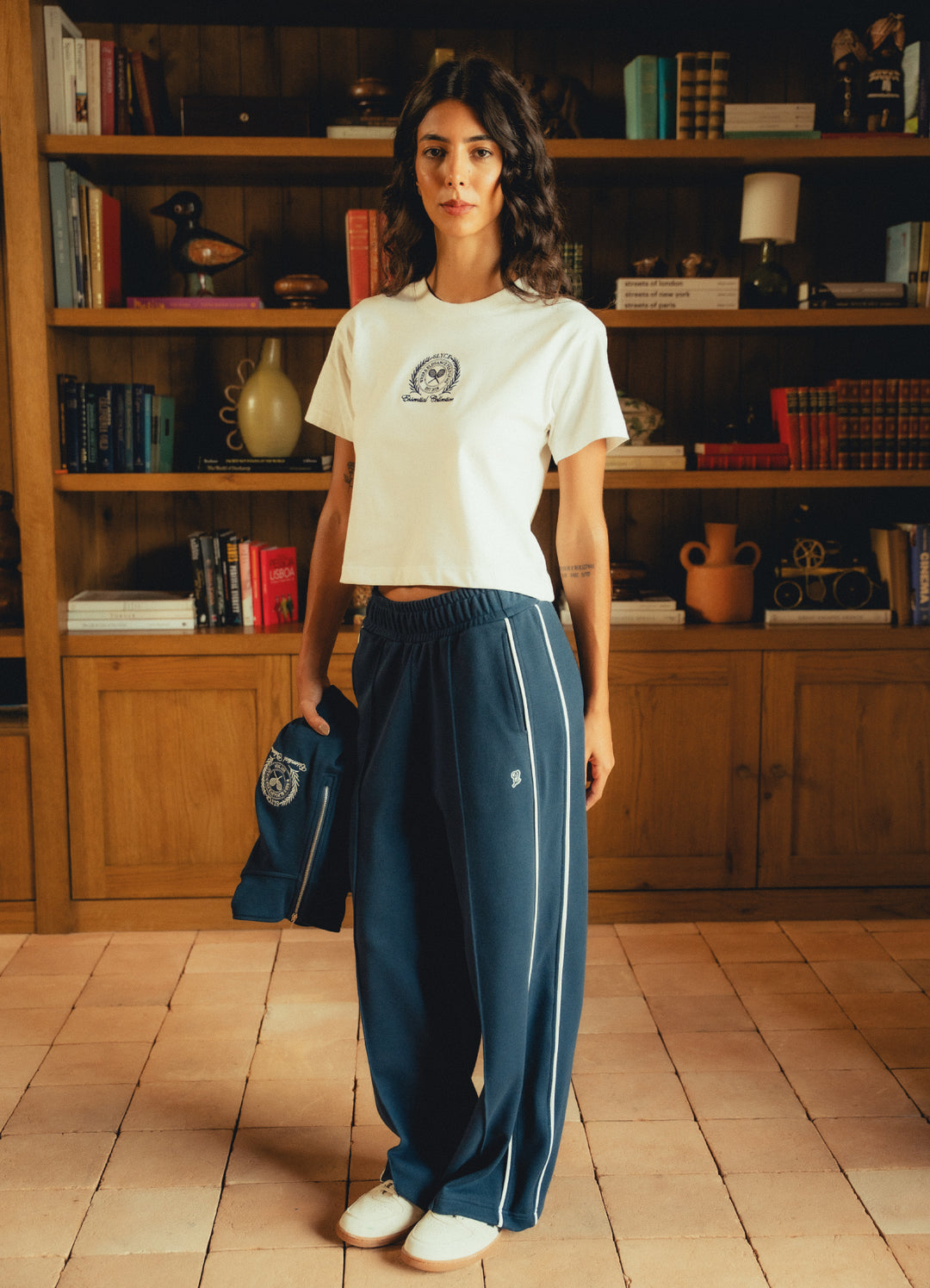 Cropped Tee Essential Feminina