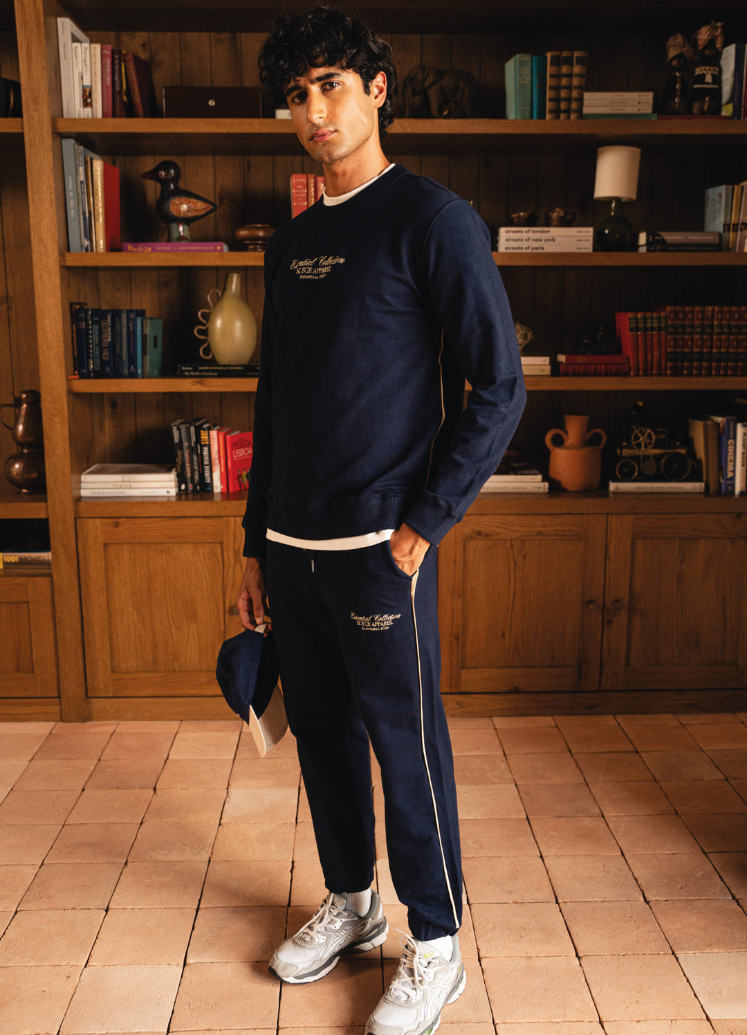 Essential Crewneck Sweatshirt