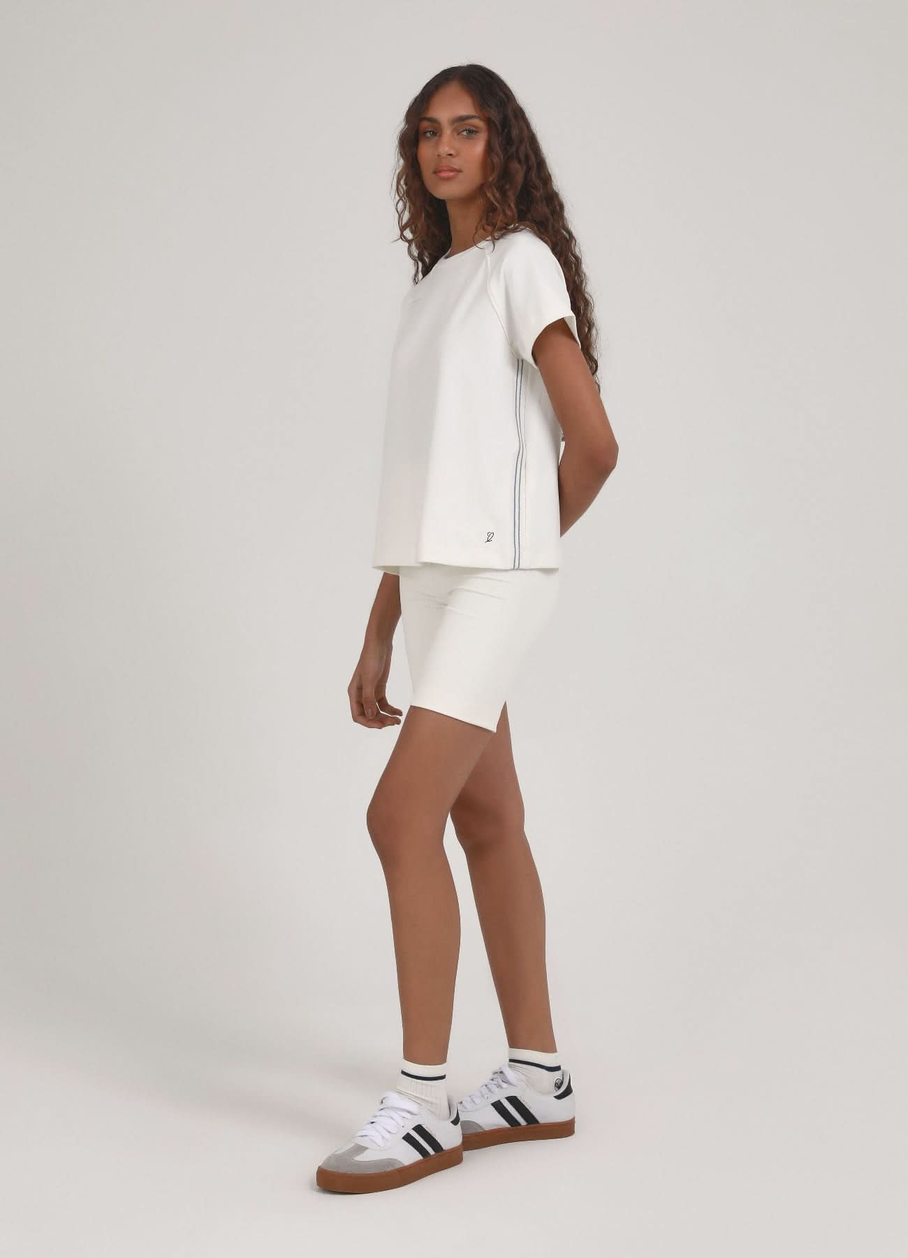 Camiseta Raglan In And Out Feminina