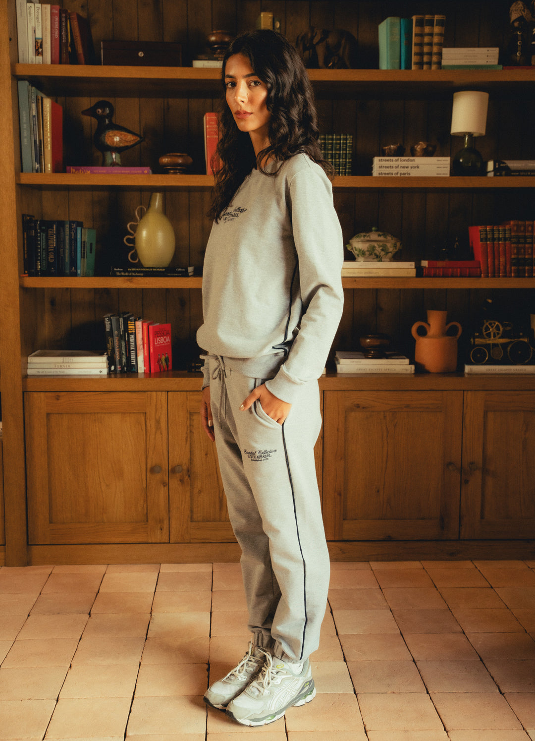 Essential Crewneck Sweatshirt