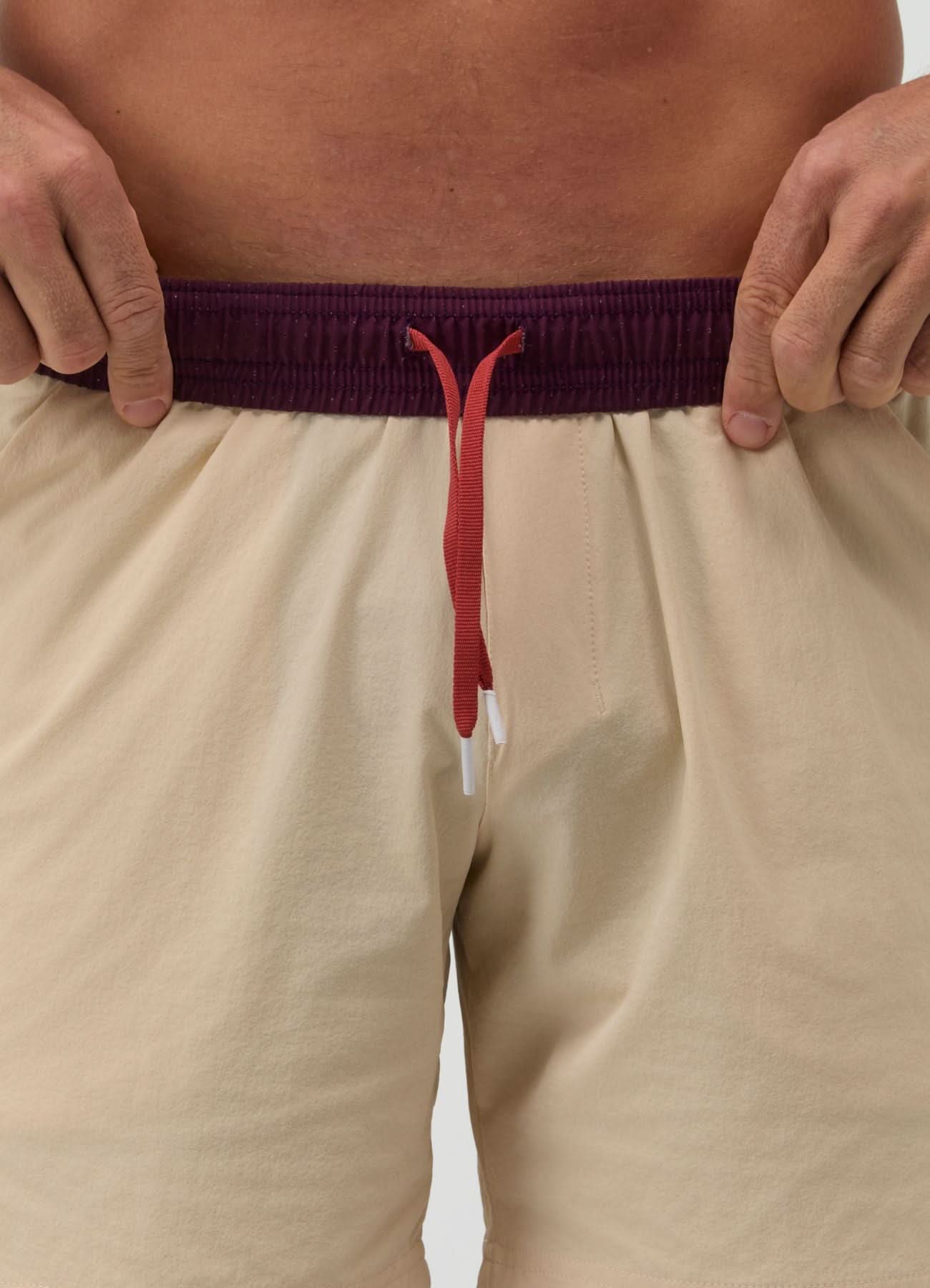 Shorts Slams Advantage